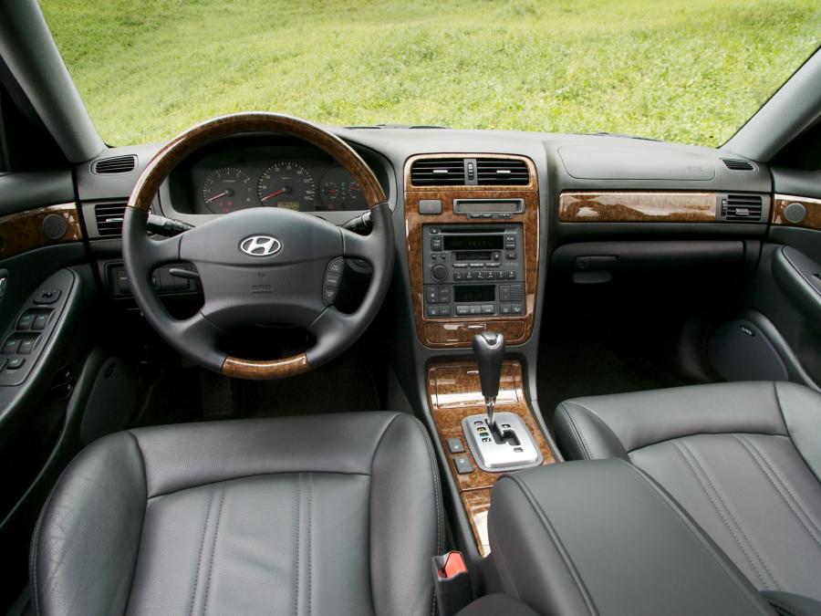  Hyundai XG 2003 года  (US) (фото 4 из 5)